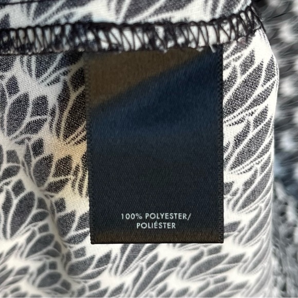 Ann Taylor Boatneck Black & White Floral Print Blouse - Picture 10 of 11